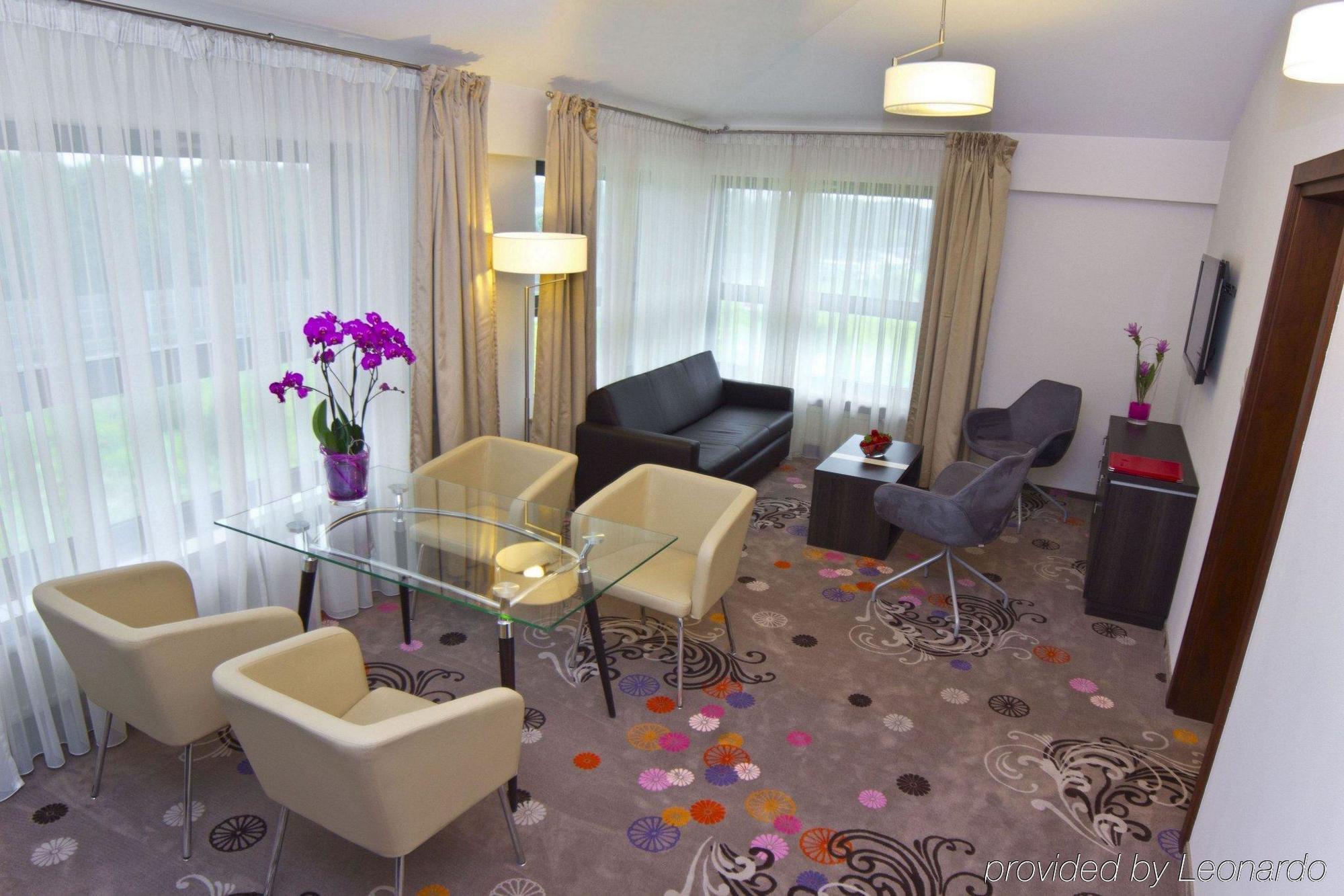 Hotel Szafran Czeladz Bilik gambar