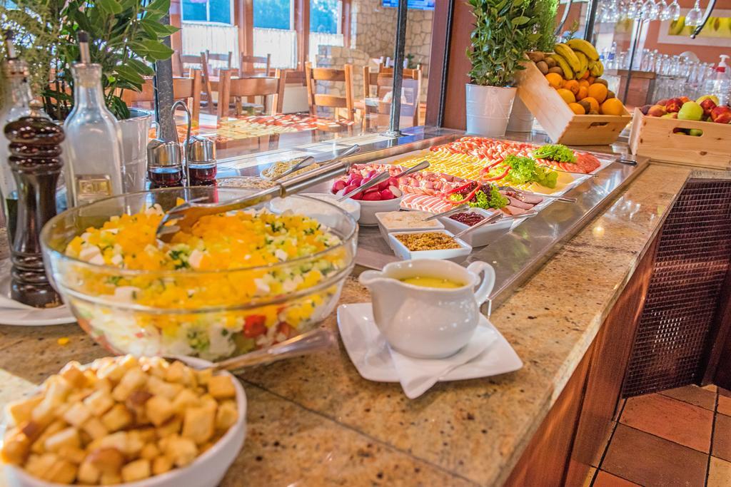 Hotel Szafran Czeladz Luaran gambar