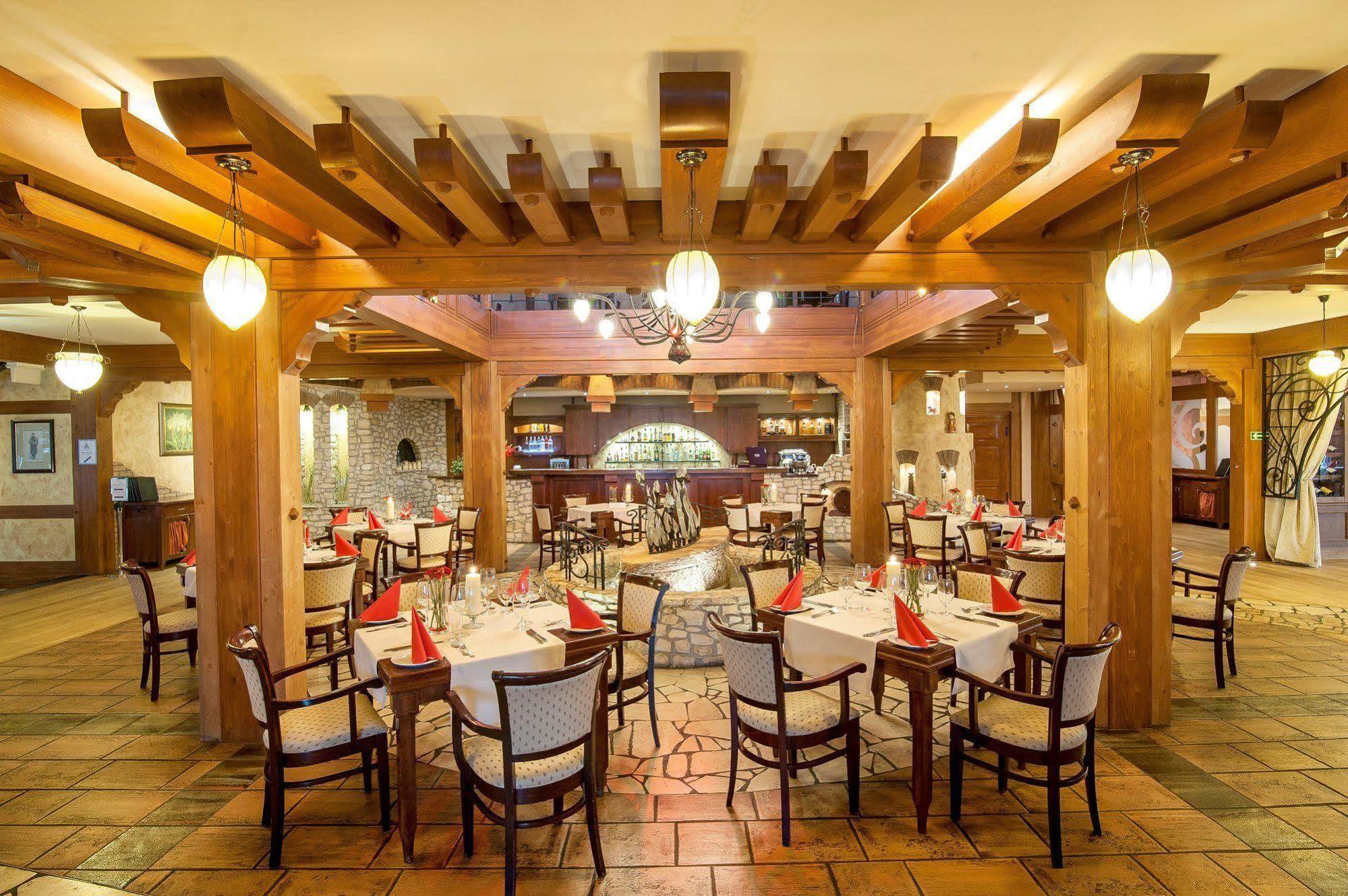 Hotel Szafran Czeladz Luaran gambar