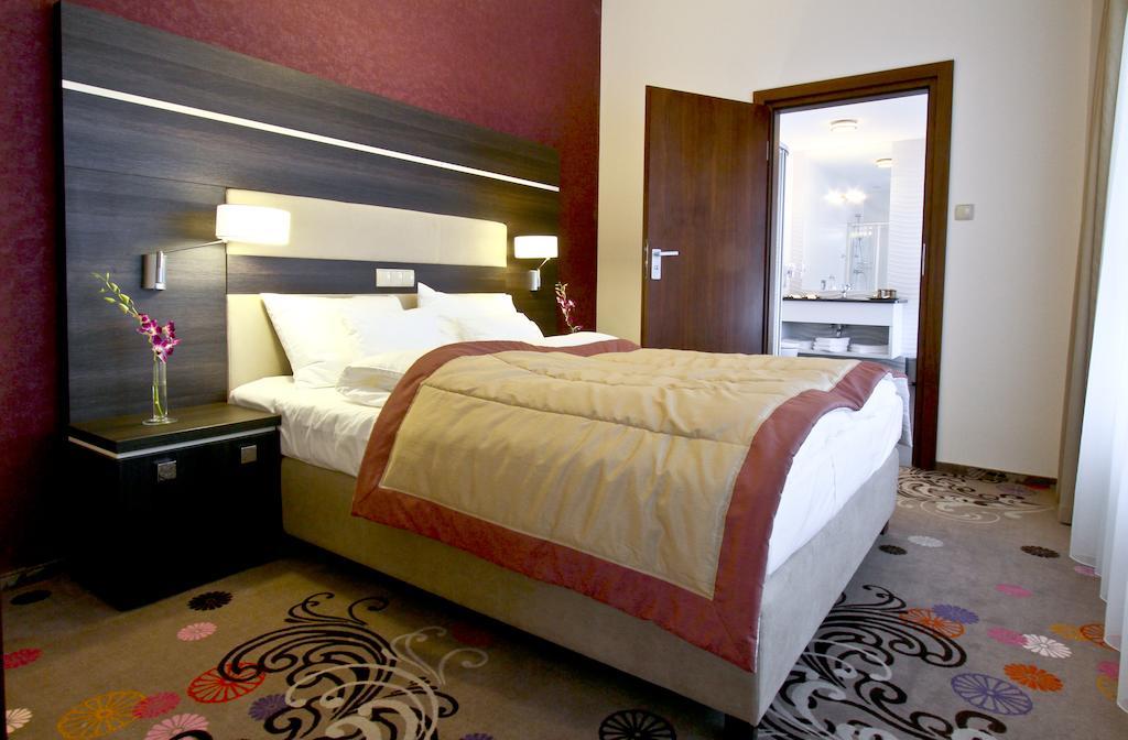 Hotel Szafran Czeladz Luaran gambar